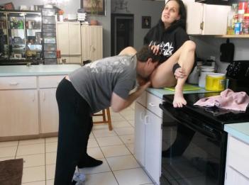 Я сделал эту суку сквирт дважды