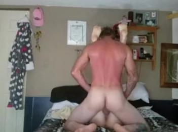 Сексуальные любители трахаются рано утром