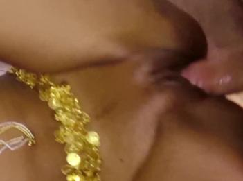 Межрасовый ебля арабских MILF Lap Dancer