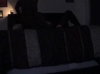 Пытаясь завести ребенка с  лицом BBC Toy чтобы муженек мог позаботиться об этом