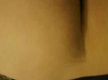 Светлокожую чернокожую милфутолстушку долбят и обожают анал для камшота на лицо