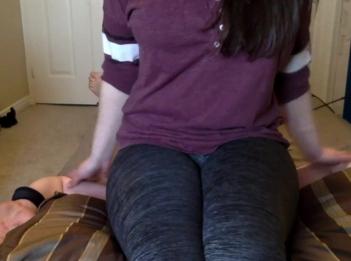 Зверское Facesitting