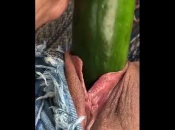 Пииграй в моих отрезанных шортах и в стареньком грузовике