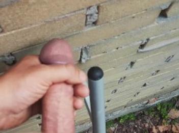 Моя обнаженная сестра мастурбирует на улице застукала перед скрытой камерой