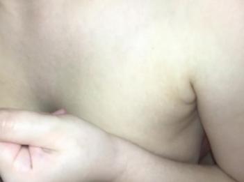 Женаподросток делает неаккуратный минет и сиськи Bad Dragon Dukes Muzzle