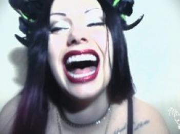 Мои губы  это дверь в ад Ворье