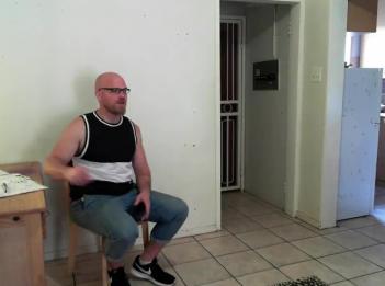 Мачеха учит пасынка избавиться от эрекции SiaBigSexy