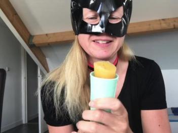 Писсинг на улице Любительское Подчинение Painslut Pee Подборка